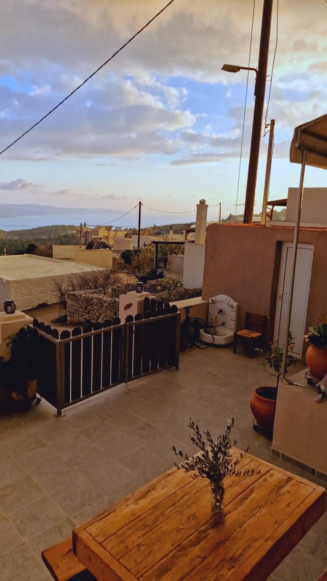 Feriehus Seva Monolithos House *
