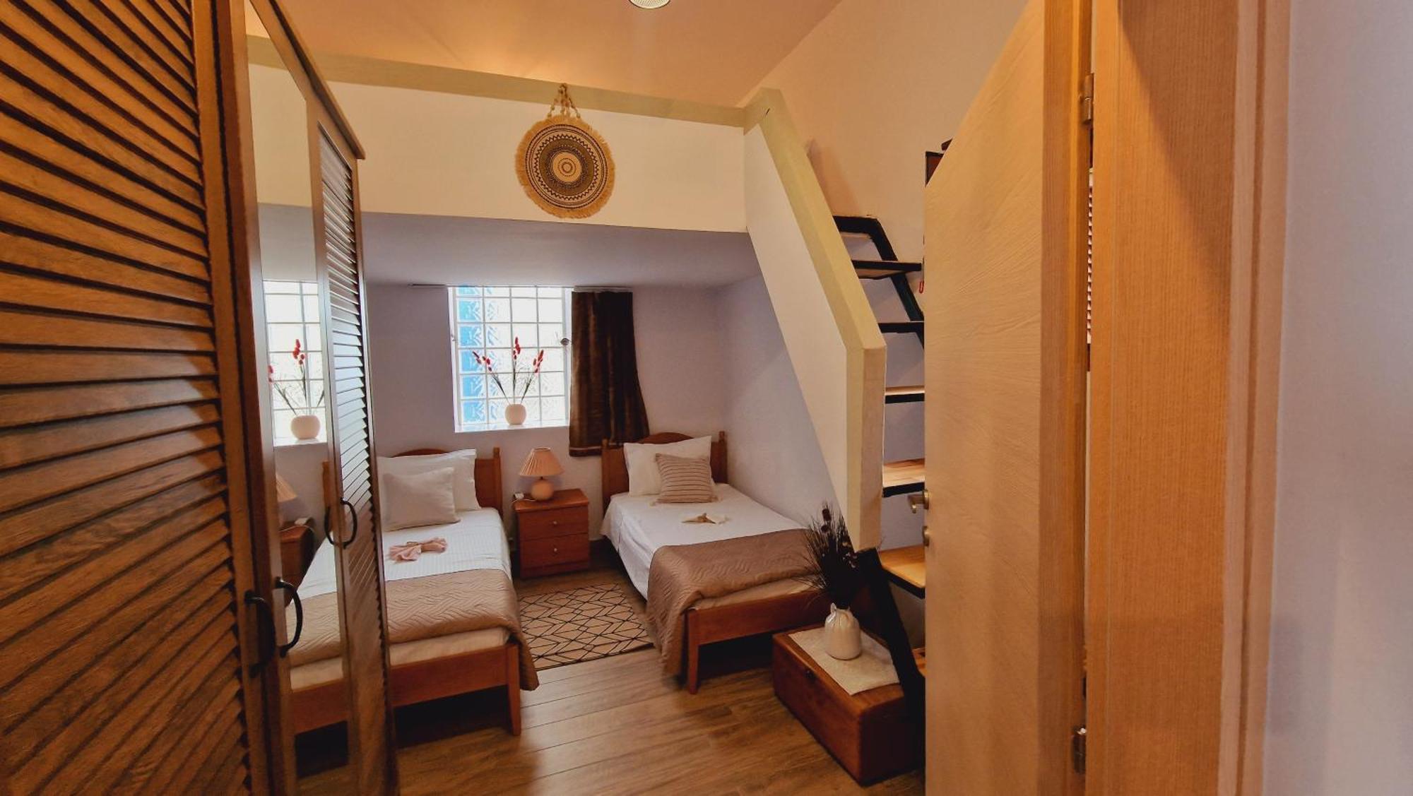 Feriehus Seva Monolithos House *